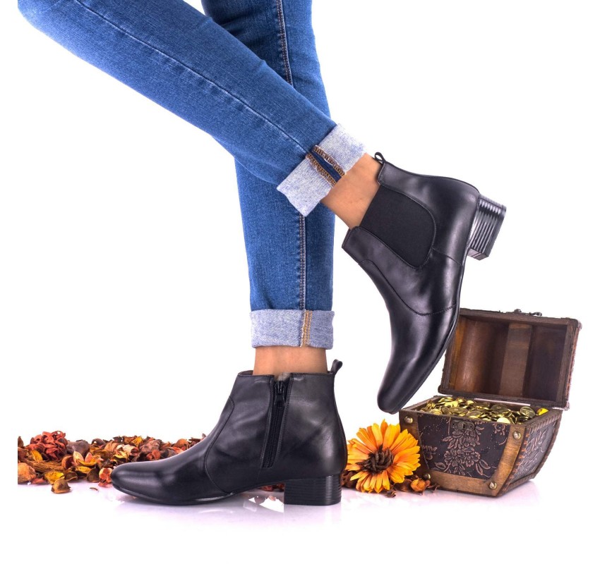 Oferta marimea 37 Botine dama negre din piele naturala cu elastic - LNA275C Oferta marimea 37 Botine dama negre din piele naturala cu elastic - LNA275C