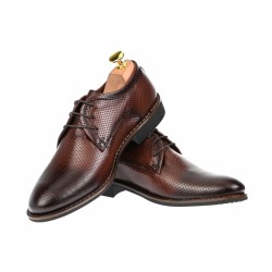 Pantofi barbati maro, eleganti din piele naturala perforata - 027M