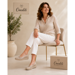 Pantofi dama negri din piele naturala perforata cu talpa ortopedica CL230N