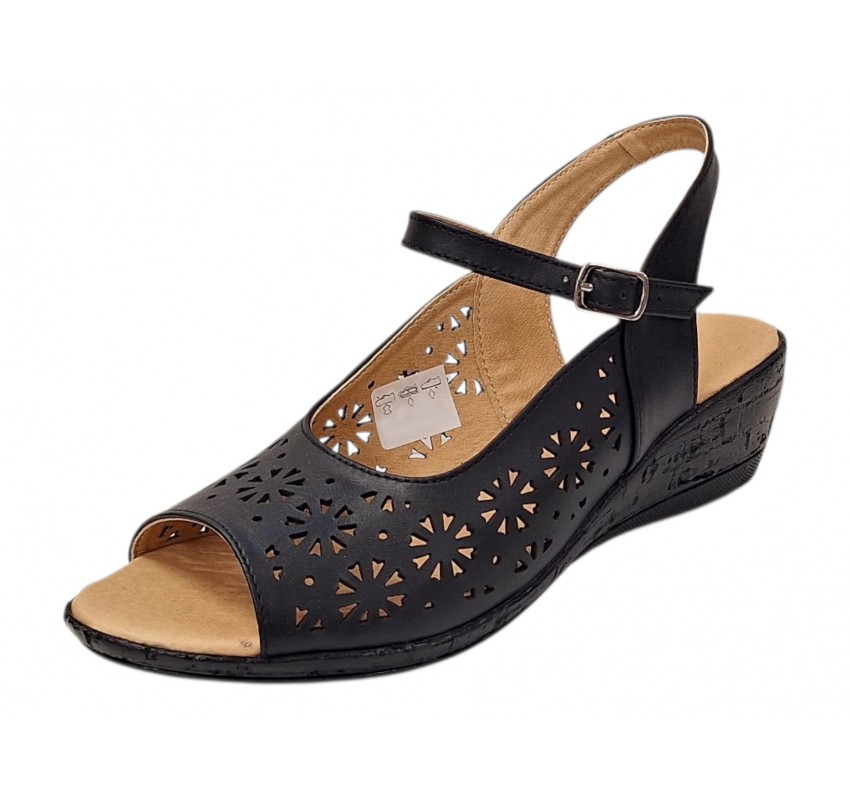 Sandale dama negre din piele naturala, cu platforma joasa si perforatii florale Elviora CLP02N