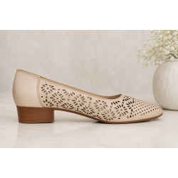 Pantofi dama bej perforati din piele naturala cu toc mic Avelisse CLP03BEJ