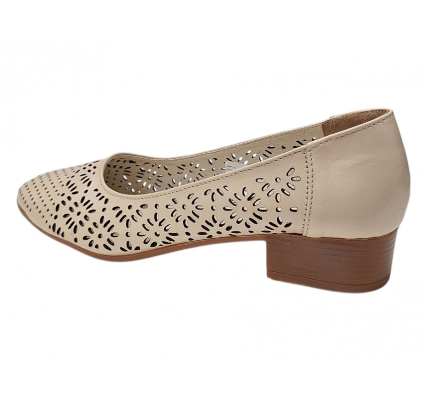 Pantofi dama bej perforati din piele naturala cu toc mic Avelisse CLP03BEJ