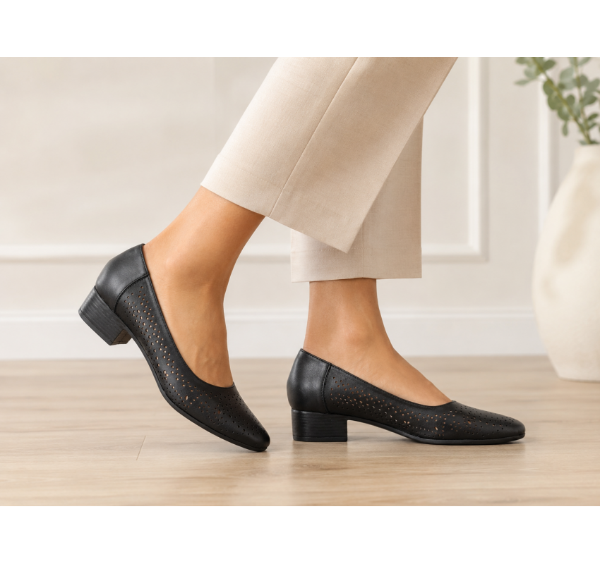 Pantofi dama negri perforati din piele naturala cu toc mic Loriana CLP05N