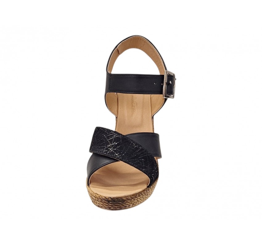 Sandale dama negre din piele naturala cu platforma wedge si catarama CLP14N