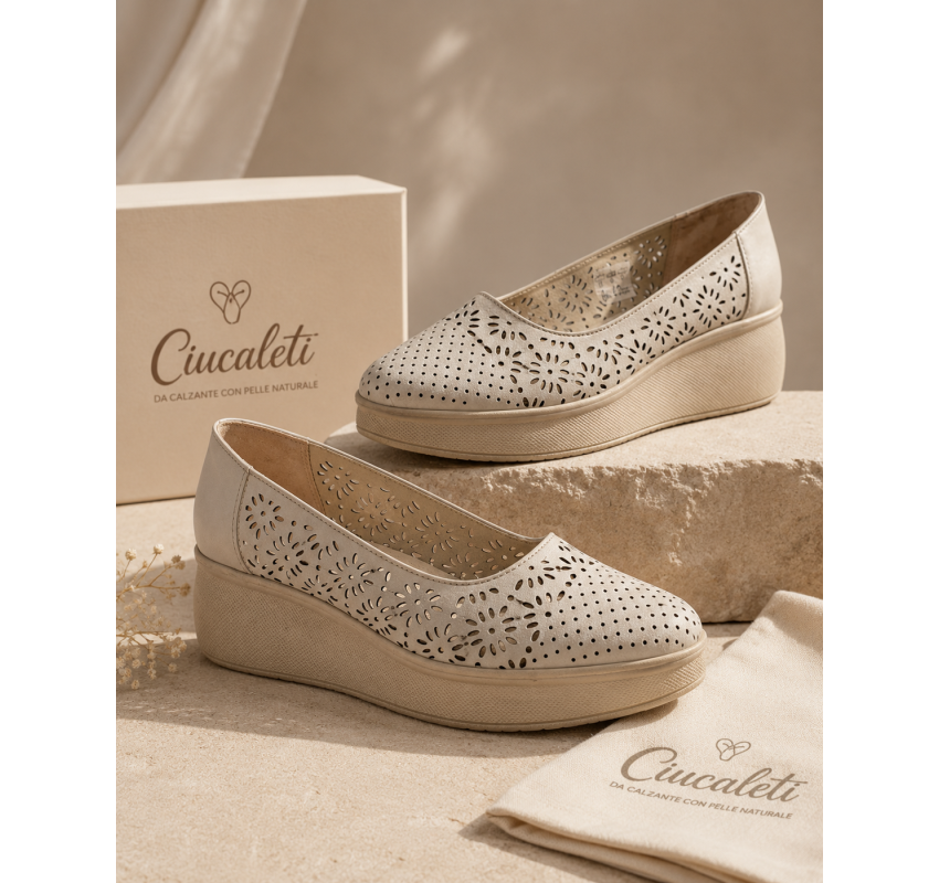 Pantofi dama bej din piele naturala perforata cu talpa ortopedica CLP16BEJ