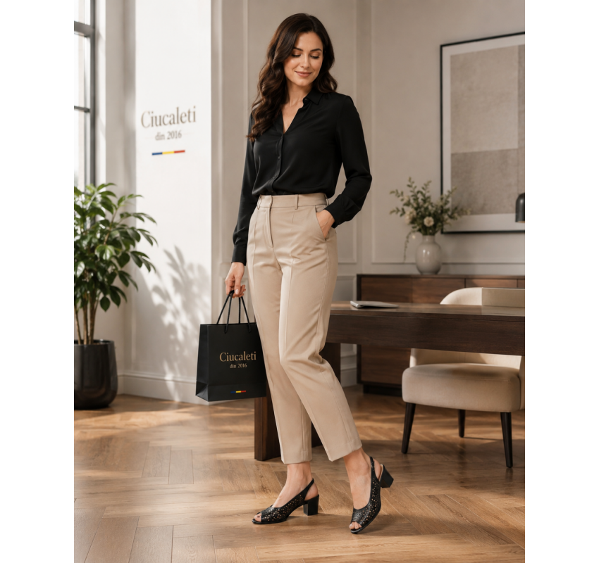 Sandale damă negre din piele naturală perforată cu toc gros și vârf decupat – CP431N
