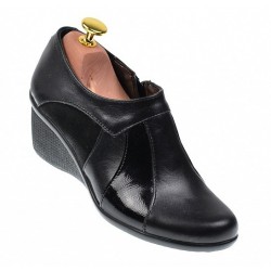 Botine dama negre din piele naturala cu platforma de 5 cm - Model Mira