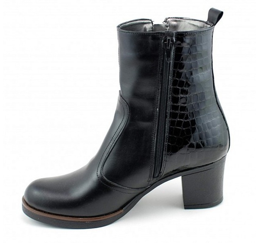 Ghete dama casual imblanite din piele naturala de culoare neagra GD206CRN