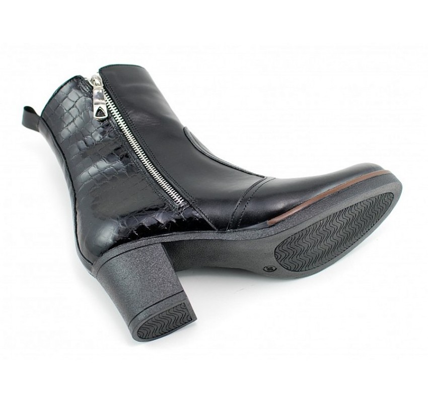 Ghete dama casual imblanite din piele naturala de culoare neagra GD206CRN