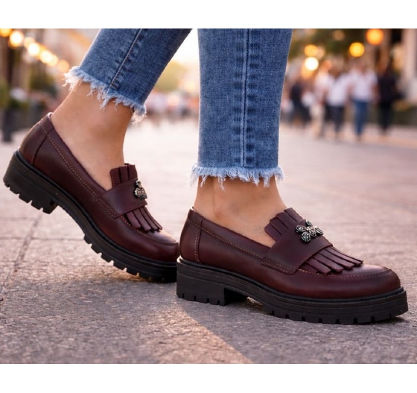 Pantofi dama bordeaux piele naturala cu talpa groasa si accesoriu albina