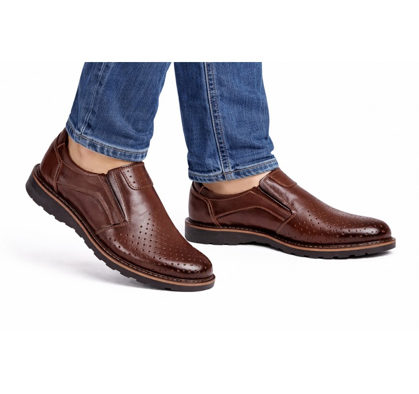 Pantofi barbati casual perforati din piele naturala Corsa Maro - GKR506M