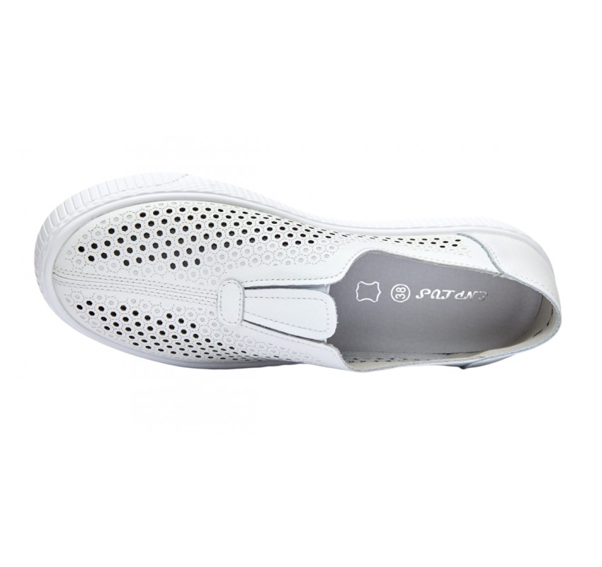 Pantofi dama casual din piele naturala cu perforatii - Ama Alb GSK7054A Pantofi dama casual din piele naturala cu perforatii - Ama Alb GSK7054A