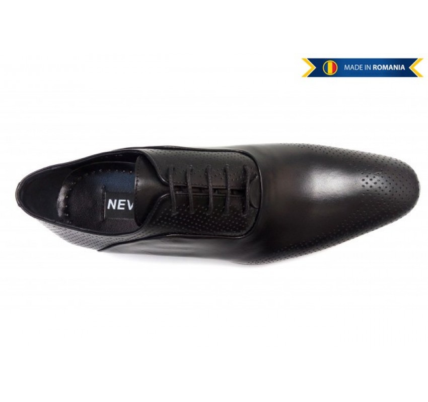 Oferta Marimea 42 Pantofi barbati eleganti din piele naturala cu perforatii L587N Oferta Marimea 42 Pantofi barbati eleganti din piele naturala cu perforatii L587N