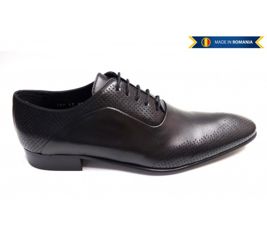 Oferta Marimea 42 Pantofi barbati eleganti din piele naturala cu perforatii L587N Oferta Marimea 42 Pantofi barbati eleganti din piele naturala cu perforatii L587N