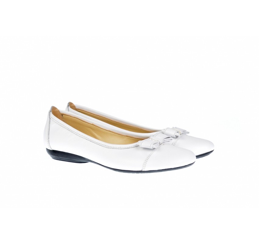 Oferta marimea 39 -  Balerini dama casual din piele naturala ELSA - LARENAALB