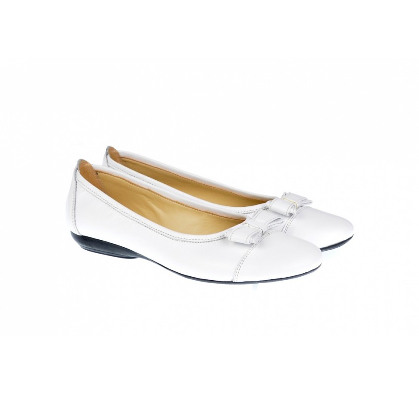 Oferta marimea 39 -  Balerini dama casual din piele naturala ELSA - LARENAALB