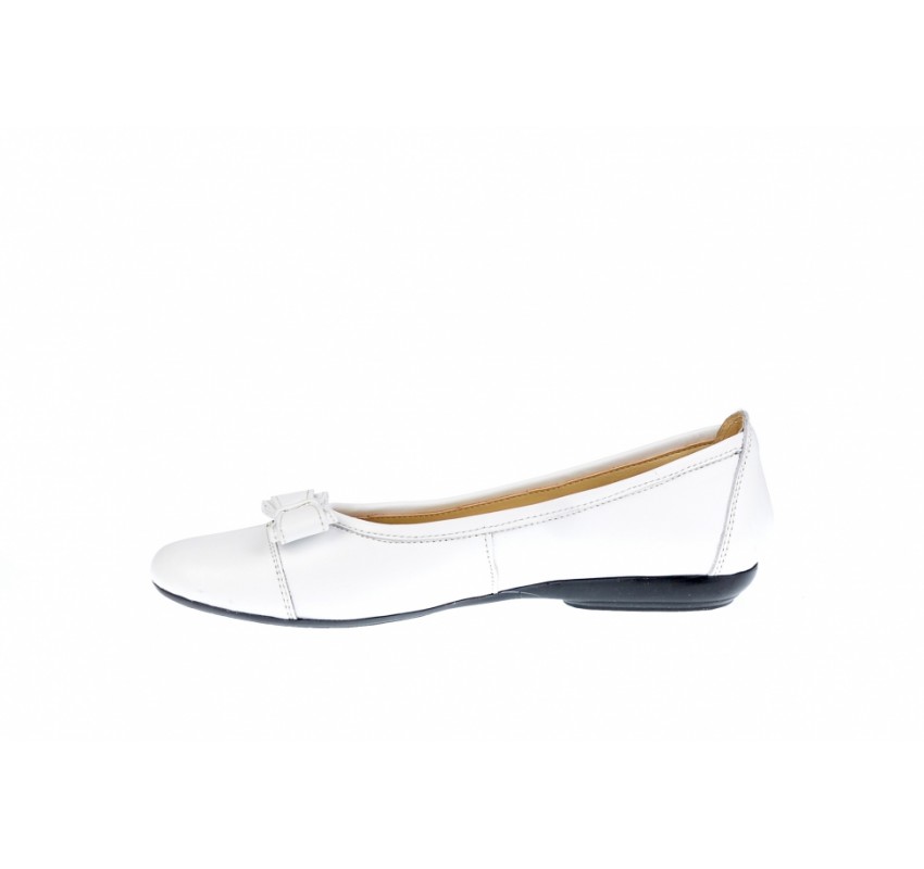 Oferta marimea 39 -  Balerini dama casual din piele naturala ELSA - LARENAALB