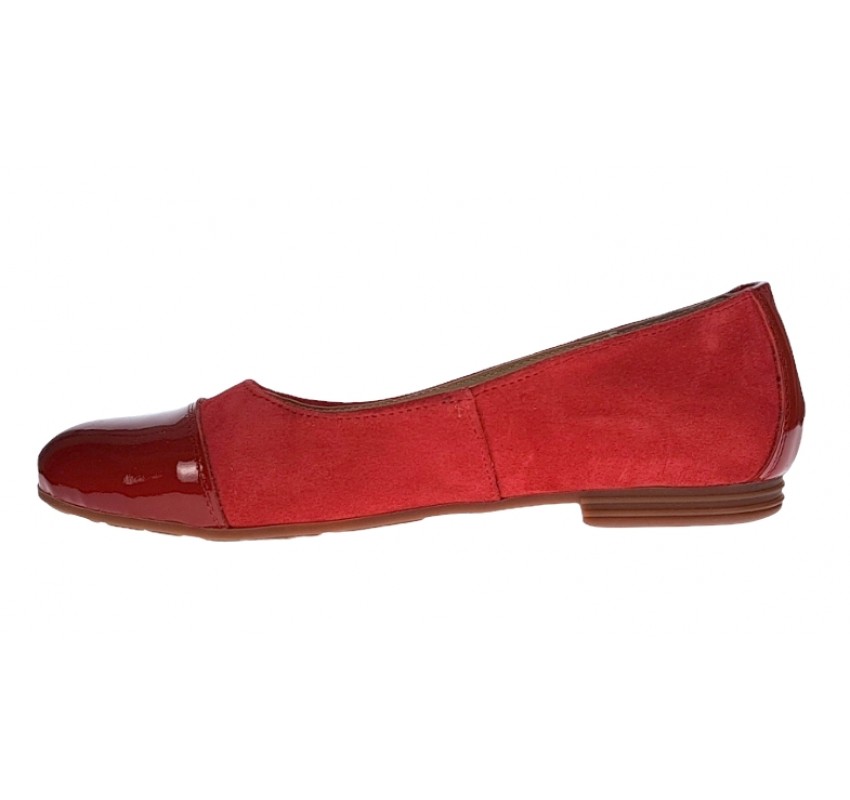 OFERTA marimea 35, 39 - Balerini dama, din piele naturala intoarsa, cu varf lacuit, rosu -  LARENALACRVEL