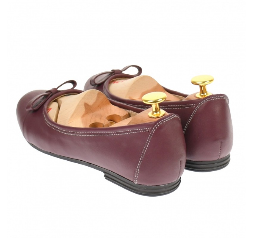 Oferta marimea 40 - Balerini dama, grena, casual, din piele naturala - Made in Romania LFLOGRENA Oferta marimea 40 - Balerini dama, grena, casual, din piele naturala - Made in Romania LFLOGRENA