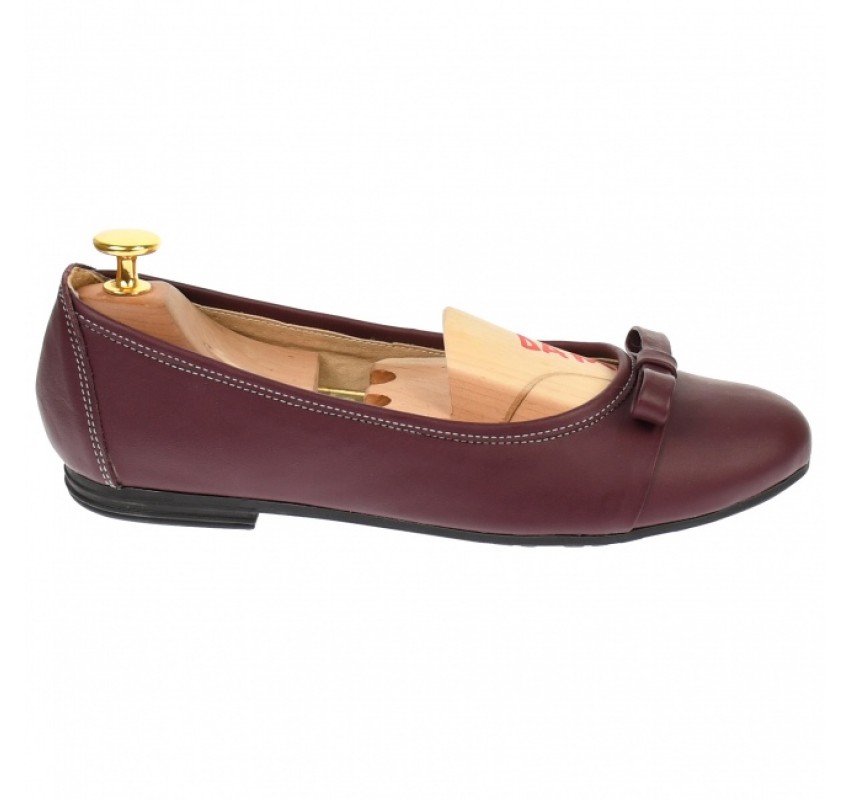 Oferta marimea 40 - Balerini dama, grena, casual, din piele naturala - Made in Romania LFLOGRENA Oferta marimea 40 - Balerini dama, grena, casual, din piele naturala - Made in Romania LFLOGRENA