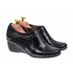 Botine dama negre din piele naturala cu platforma de 5 cm LG13306NL