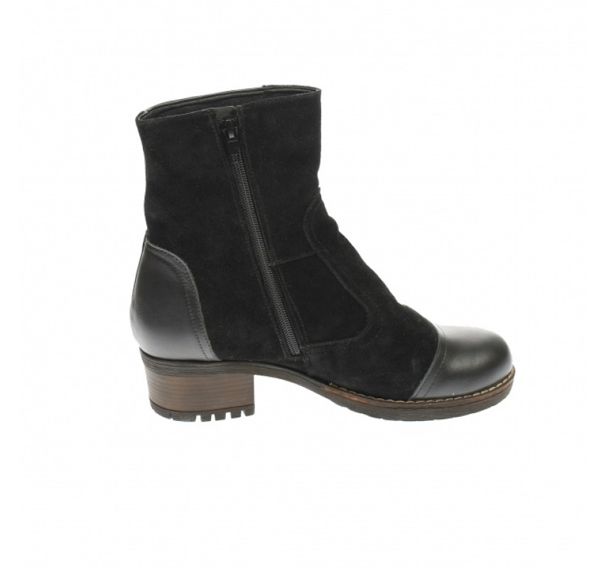 Oferta marimea 39 - Ghete dama din piele naturala, cu fermoar - Negru (imblanite) - LGNADIANVEL Oferta marimea 39 - Ghete dama din piele naturala, cu fermoar - Negru (imblanite) - LGNADIANVEL