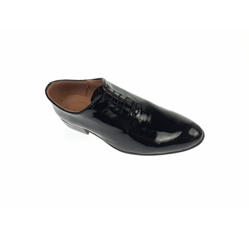 Oferta marimea 41, 43 Pantofi barbati eleganti negri din piele naturala lacuita - LMOD1NLAC Oferta marimea 41, 43 Pantofi barbati eleganti negri din piele naturala lacuita - LMOD1NLAC