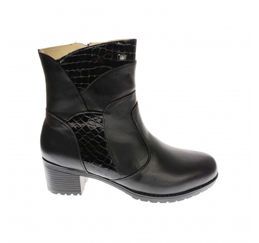 Marimea 37 Ghete dama din piele naturala, cu fermoar, imblanite, Negru LMVS43N Marimea 37 Ghete dama din piele naturala, cu fermoar, imblanite, Negru LMVS43N