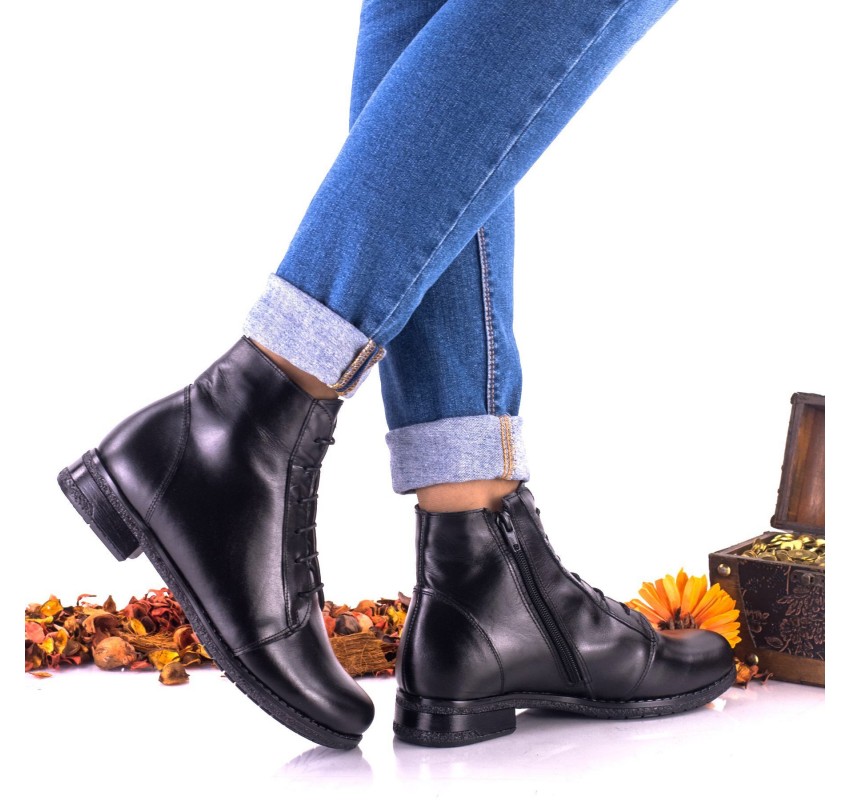 Oferta marimea 40 - Botine dama negre din piele naturala - LNA160NP