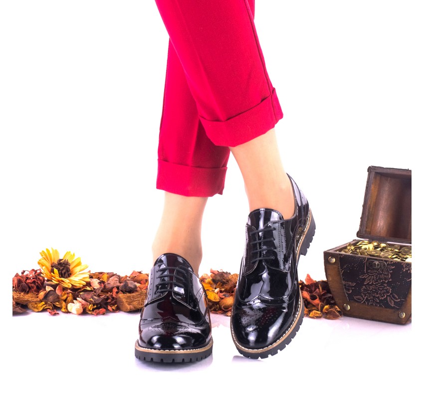 Oferta marimea 38,40 - Pantofi dama casual din piele naturala lacuita cu siret - LNA239NL Oferta marimea 38,40 - Pantofi dama casual din piele naturala lacuita cu siret - LNA239NL
