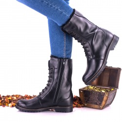 Oferta Ghete dama marimea 39, negre, din piele naturala, cu siret si fermoar lateral, IMBLANITE - LNA244NP