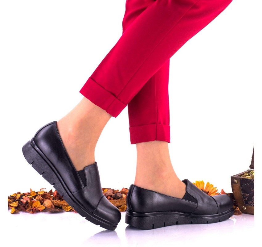 Oferta marimea 36 - Pantofi dama negri, casual din piele naturala LNA270NP Oferta marimea 36 - Pantofi dama negri, casual din piele naturala LNA270NP