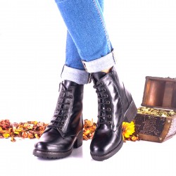 Oferta marimea   35,  - Botine dama negre din piele naturala cu siret - LNA278