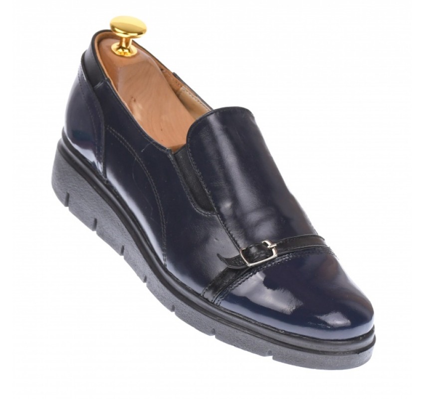 Oferta marimea 38 - Pantofi dama model casual din piele naturala, in combinatie cu piele lac, bleumarian, foarte comozi, - LP103BLMLAC Oferta marimea 38 - Pantofi dama model casual din piele naturala, in combinatie cu piele lac, bleumarian, foarte comozi, - LP103BLMLAC
