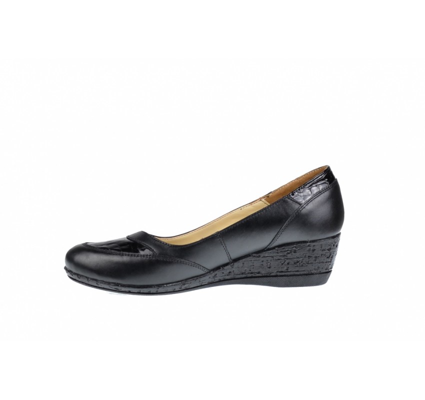 Oferta marimea 36, 37 -  Pantofi dama, piele naturala in combinatie cu piele lac, cu platforma - Made in Romania LP12N
