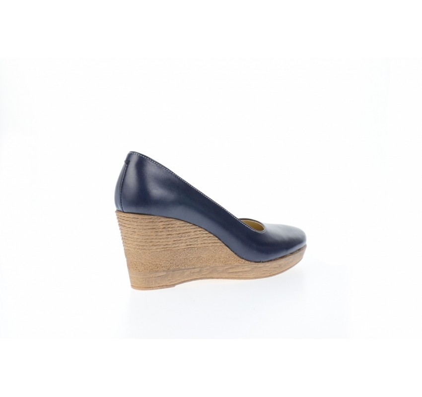 Oferta marimea 35 - Pantofi dama, casual, bleumarin, din piele naturala, cu platforma de 7 cm Mara - LP3550BL