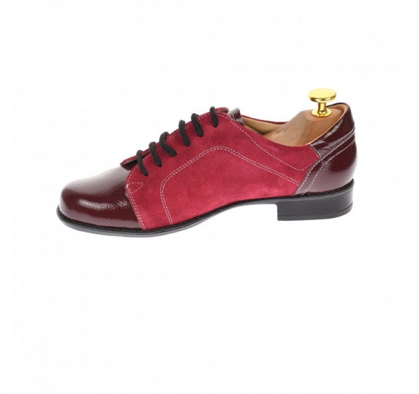 Oferta marimea 40 - Pantofi dama, casual, din piele naturala intorsa si lac, culoare visiniu - LP53VELV Oferta marimea 40 - Pantofi dama, casual, din piele naturala intorsa si lac, culoare visiniu - LP53VELV