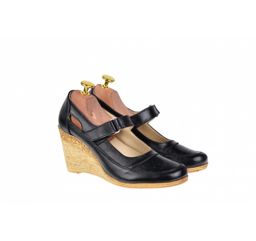 Oferta marimea 39 - Pantofi dama, cu platforma, din piele naturala -  LP9154NBOX