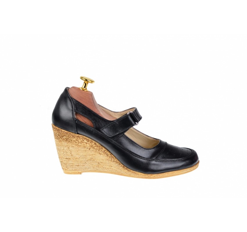 Oferta marimea 39 - Pantofi dama, cu platforma, din piele naturala -  LP9154NBOX