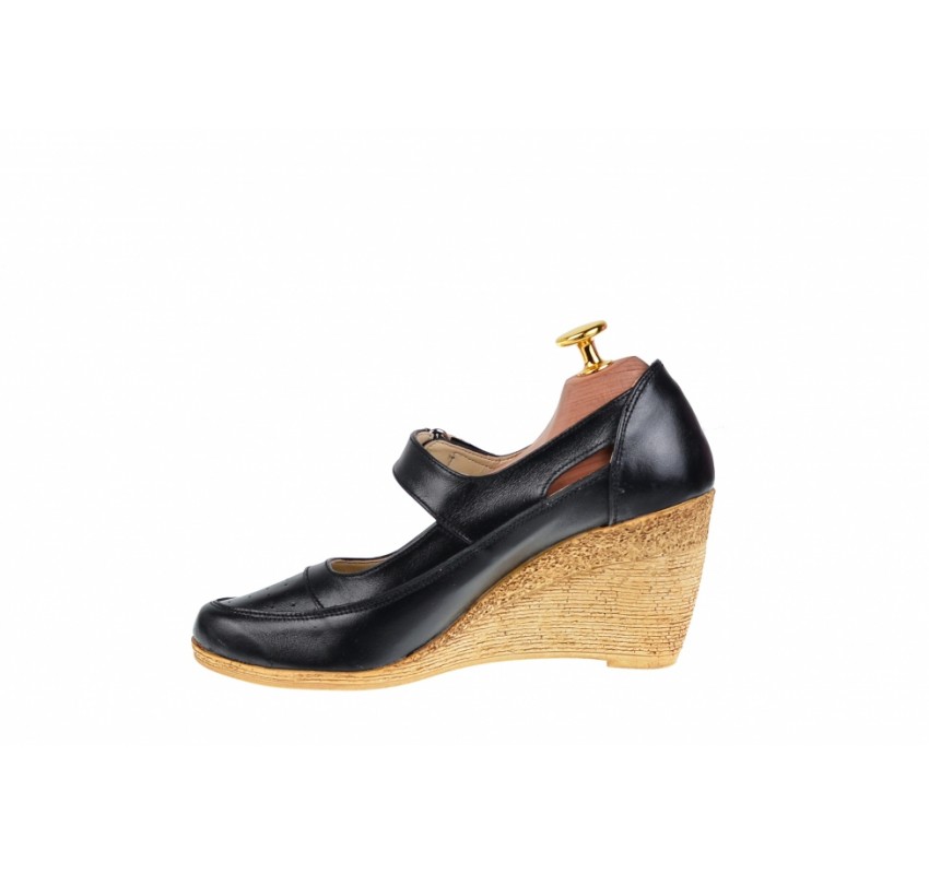 Oferta marimea 39 - Pantofi dama, cu platforma, din piele naturala -  LP9154NBOX