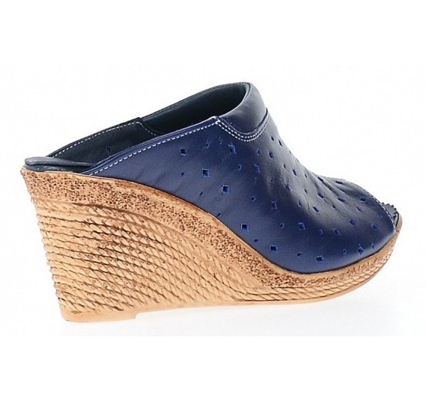 Oferta marimea  36, 37,  40-  Saboti dama de vara din piele naturala cu perforatii - LPAPUCTEABL