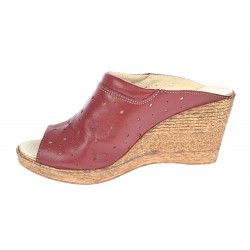 Oferta marimea 36, 38, 41 - Saboti dama de vara, din piele naturala cu perforatii, culoare visiniu - LPAPUCTEAVIS