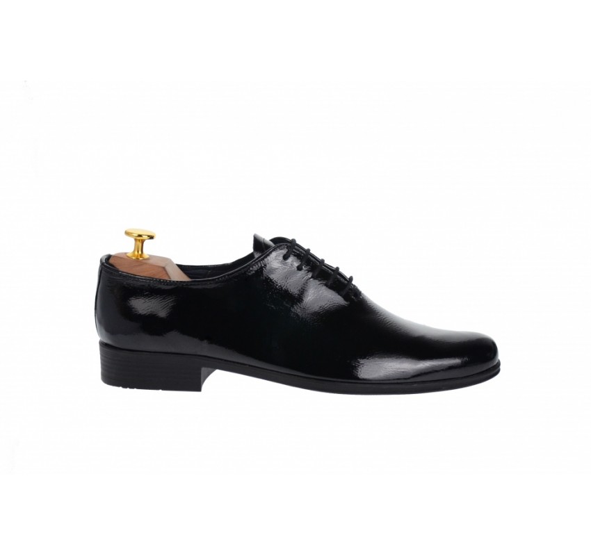 Oferta marimea 40, pantofi barbati eleganti din piele naturala cu aspect sifonat, negru lac, LPMOD1SLAC