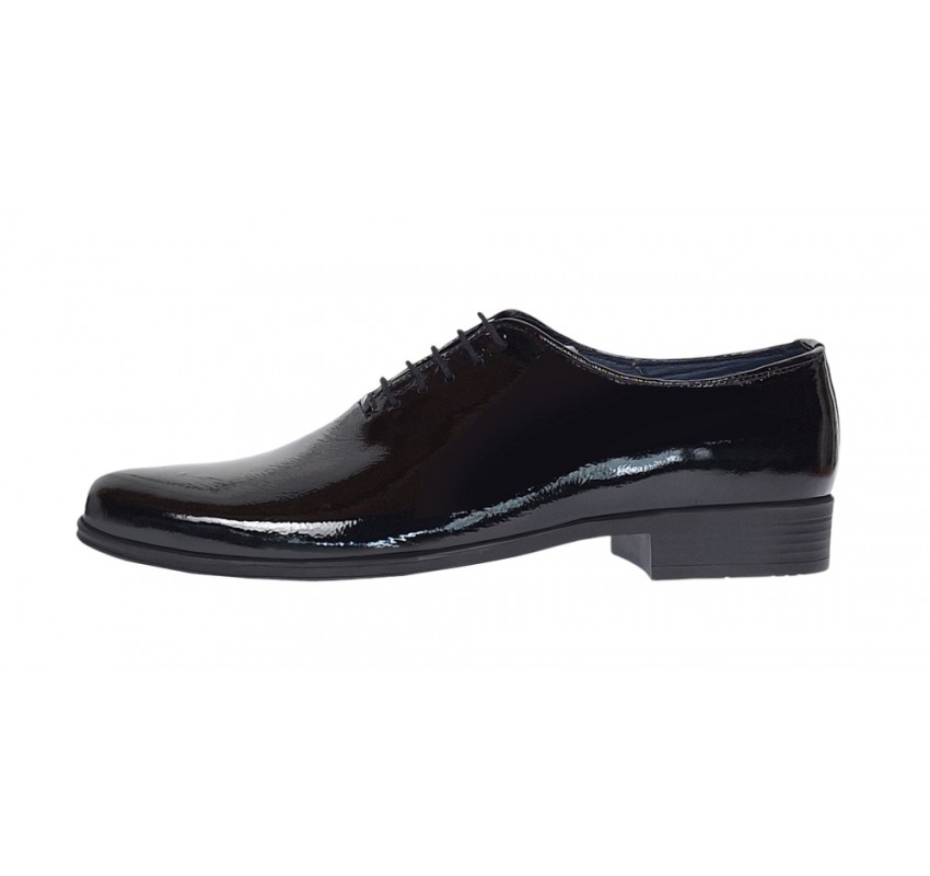 Oferta marimea 40 43 Pantofi barbati eleganti din piele naturala Negru LAC - LPMOD1SLAC Oferta marimea 40 43 Pantofi barbati eleganti din piele naturala Negru LAC - LPMOD1SLAC
