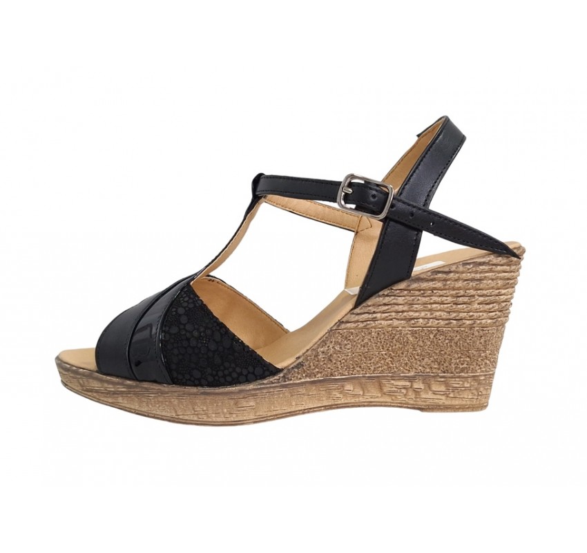Oferta 39 -Sandale dama din piele naturala cu platforme de 7 cm - Model negru LS61NCOL
