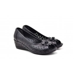 Pantofi dama decupati din piele naturala - Model negru LSV13110N