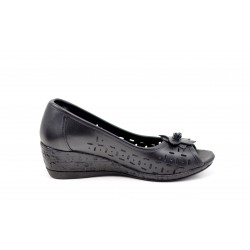 Pantofi dama decupati din piele naturala - Model negru LSV13110N