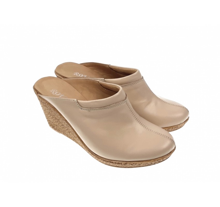 Oferta marimea 37, 38 Saboti dama din piele naturala bej cu platforme de 7 cm - LTEA19BEJ Oferta marimea 37, 38 Saboti dama din piele naturala bej cu platforme de 7 cm - LTEA19BEJ