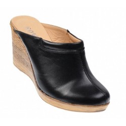 Oferta marimea  35, 38  Saboti dama negri din piele naturala cu platforme de 7 cm - LTEA19N