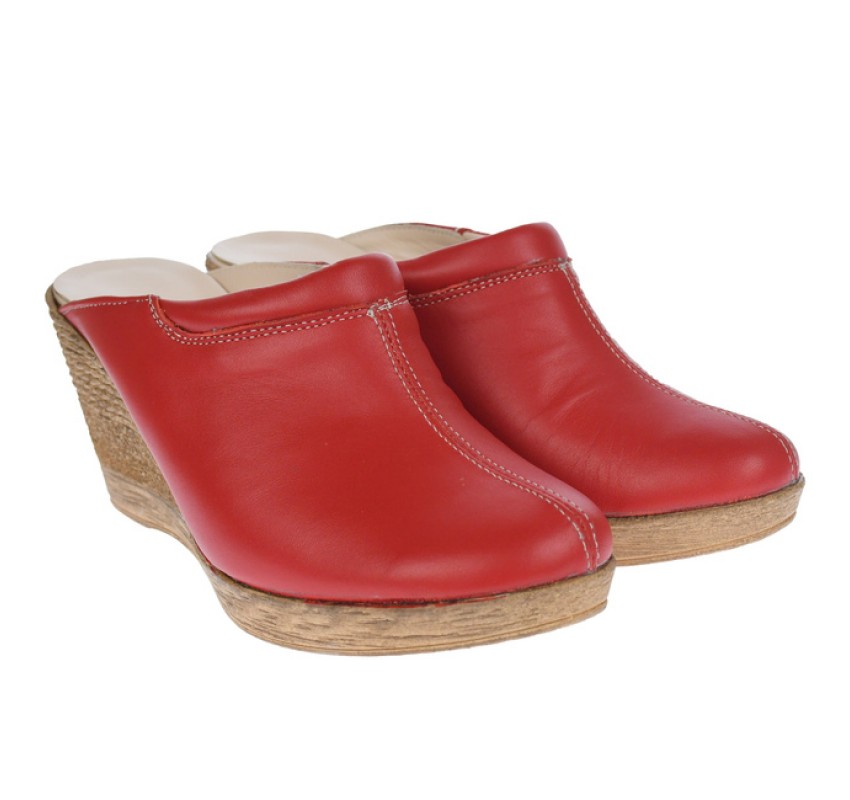 Oferta marimea 39, 40 - Saboti dama rosii din piele naturala, platforme de 7 cm - LTEA19ROSU Oferta marimea 39, 40 - Saboti dama rosii din piele naturala, platforme de 7 cm - LTEA19ROSU